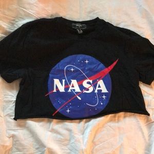 Cropped t-shirt